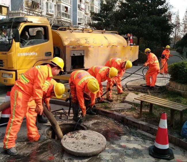 昌化镇市政管道清淤